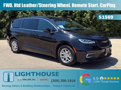 Diamond Black Crystal Pearlcoat 2025 Chrysler Pacifica L
