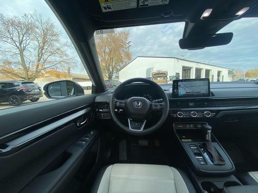 2025 Honda CR-V Hybrid Sport Touring AWD