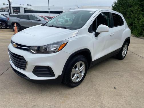 2022 Chevrolet Trax LS
