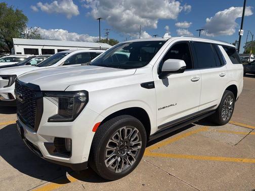 White Frost Tricoat 2023 GMC Yukon Denali Ultimate