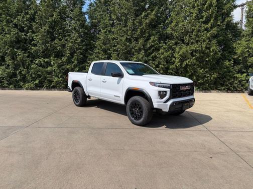 Summit White 2026 GMC Canyon Elevation