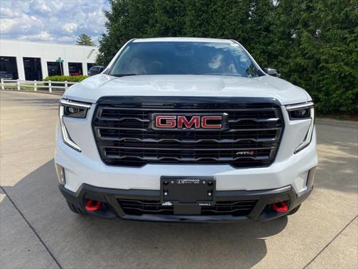 2025 GMC Acadia AWD AT4