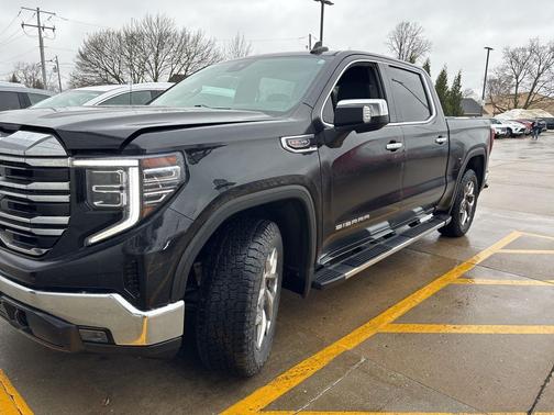 2022 GMC Sierra 1500 SLT