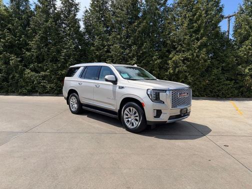 Pearl Beige Metallic 2023 GMC Yukon Denali