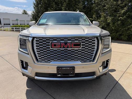 Pearl Beige Metallic 2023 GMC Yukon Denali