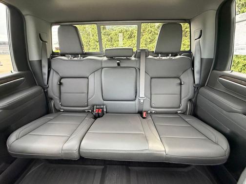 Summit White 2026 GMC Sierra 3500 SLT