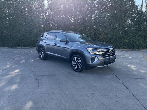 2024 Volkswagen Atlas 2.0T SE w/Technology 4MOTION
