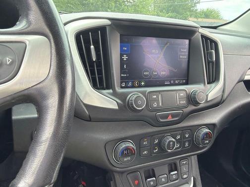 Red Quartz Tintcoat 2020 GMC Terrain SLT