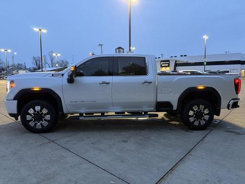 2023 GMC Sierra 2500 Denali
