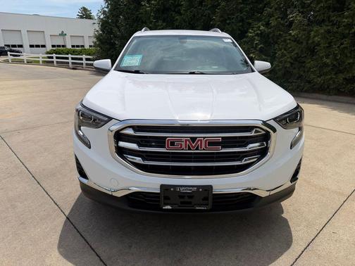 Summit White 2019 GMC Terrain SLT