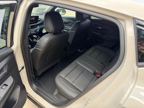 Ceramic 2026 Buick Envista Sport Touring FWD