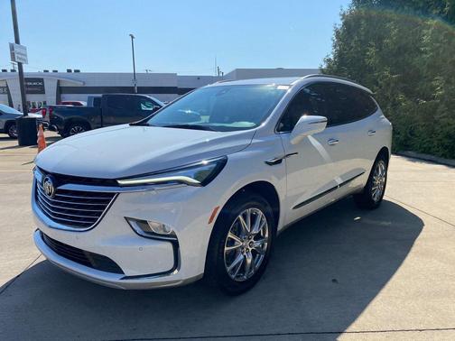 2022 Buick Enclave FWD Essence
