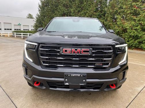 2026 GMC Acadia AT4 AWD