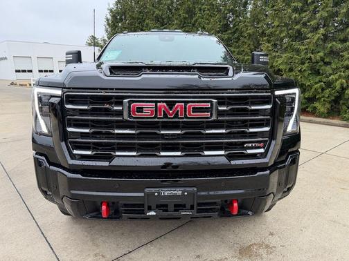 Onyx Black 2026 GMC Sierra 2500 AT4