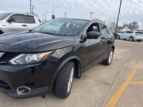2017 Nissan Rogue Sport SV