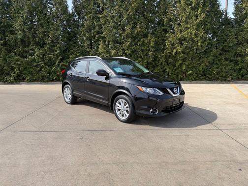 2017 Nissan Rogue Sport SV