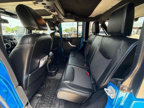Hydro Blue Pearl Coat 2015 Jeep Wrangler Unlimited Freedom Edition