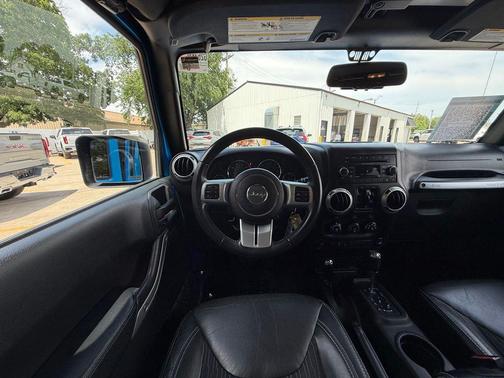 Hydro Blue Pearl Coat 2015 Jeep Wrangler Unlimited Freedom Edition