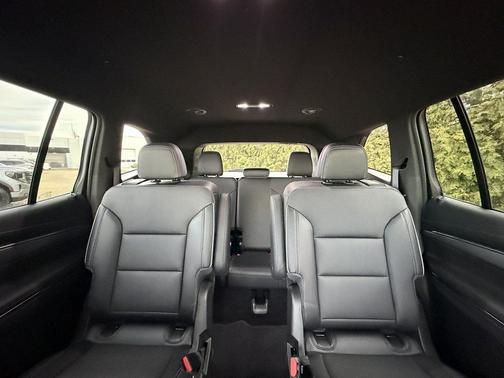 2025 Buick Enclave Preferred FWD