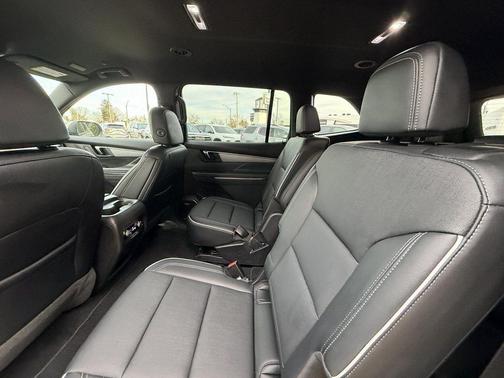 2025 Buick Enclave Preferred FWD