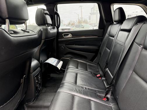 2017 Jeep Grand Cherokee Overland