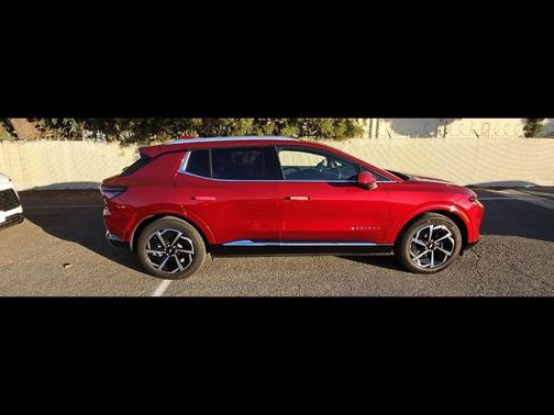 2025 Chevrolet Equinox EV LT