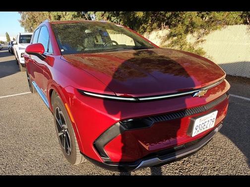 2025 Chevrolet Equinox EV LT