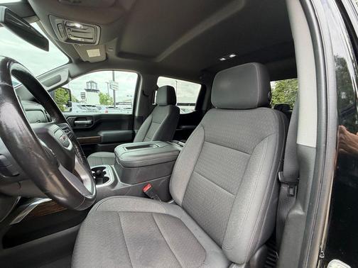 Black 2021 GMC Sierra 1500 Elevation