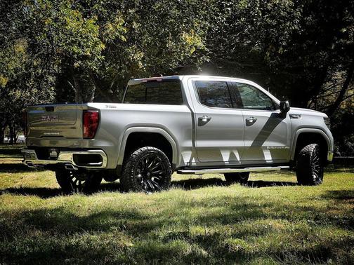 Sterling Metallic 2026 GMC Sierra 1500 SLT