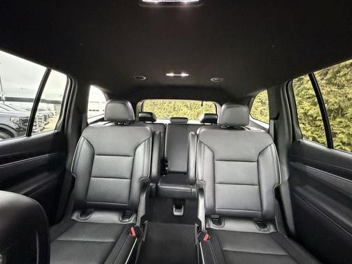 2025 Buick Enclave Preferred FWD