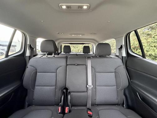 2021 GMC Acadia FWD SLE