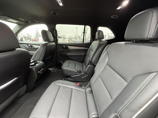 2025 Buick Enclave Preferred FWD