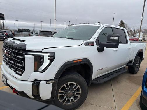 2024 GMC Sierra 2500 AT4