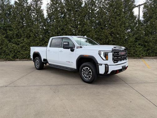 2024 GMC Sierra 2500 AT4