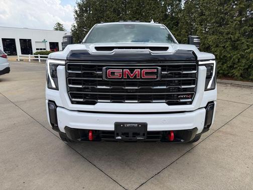 2024 GMC Sierra 2500 AT4