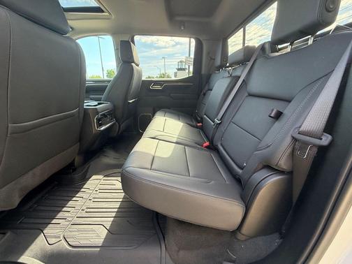 Summit White 2026 GMC Sierra 1500 Elevation