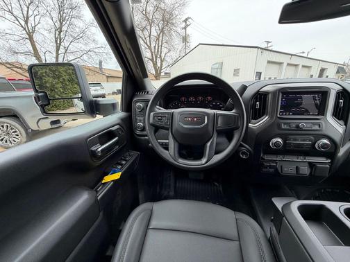 2026 GMC Sierra 2500 Pro