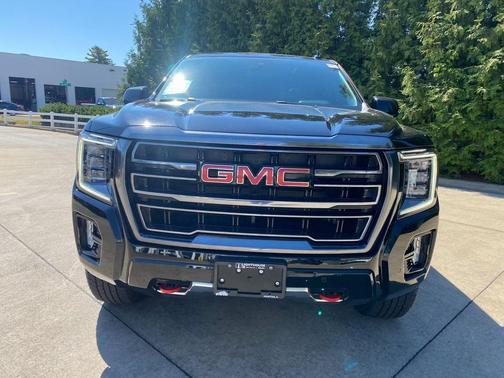 2023 GMC Yukon 4WD AT4