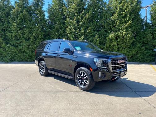 2023 GMC Yukon 4WD AT4