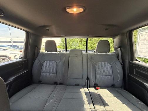 Bright White Clearcoat 2025 RAM 1500 Warlock Crew Cab 4x4 5'7' Box