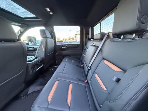 2026 GMC Sierra 2500 AT4