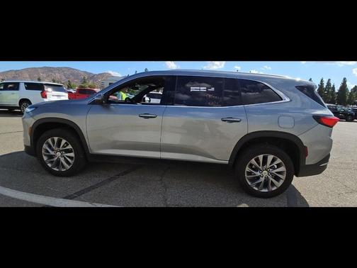 2025 Buick Enclave Preferred FWD