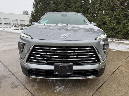 2025 Buick Enclave Preferred FWD