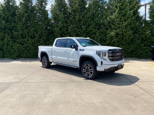 2025 GMC Sierra 1500 AT4