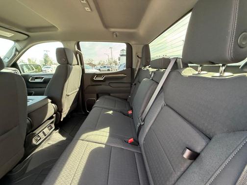 Onyx Black 2026 GMC Sierra 1500 Elevation