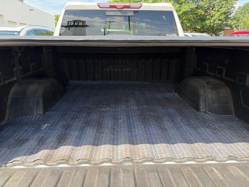 White 2020 GMC Sierra 1500 AT4
