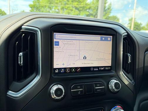 White 2020 GMC Sierra 1500 AT4