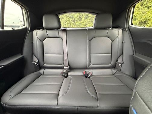 Summit White 2026 Buick Envista Sport Touring FWD