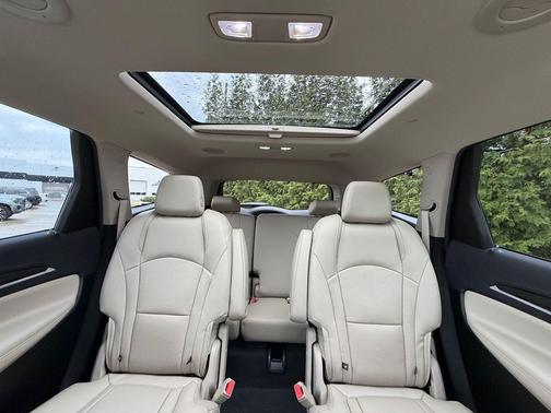 Pepperdust Metallic 2018 Buick Enclave Premium
