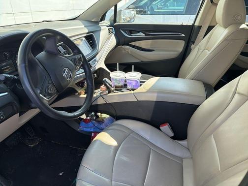 Pepperdust Metallic 2018 Buick Enclave Premium